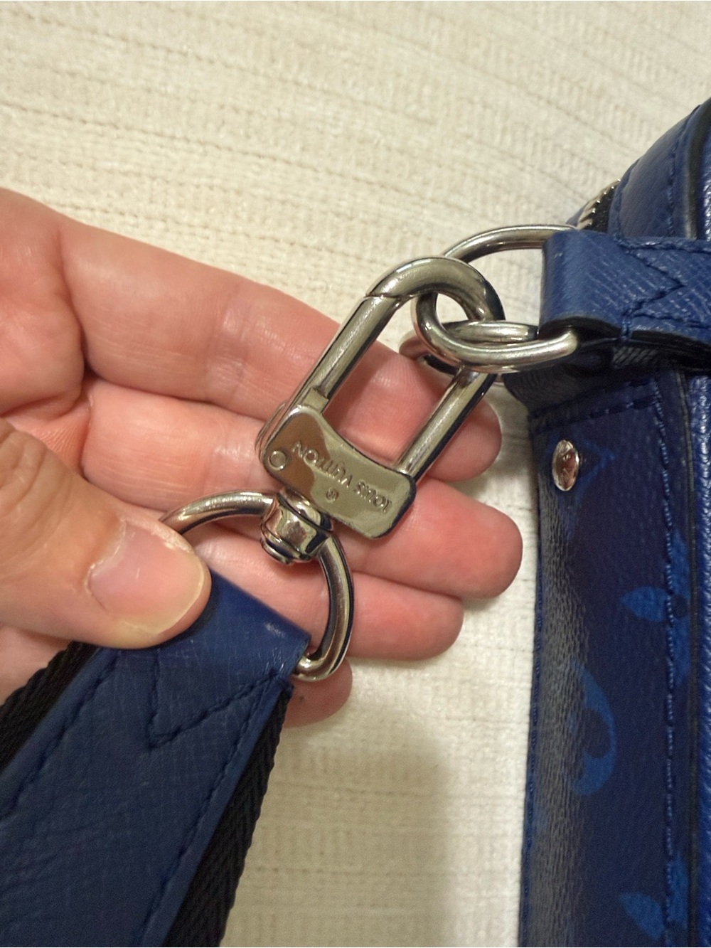Louis Vuitton Taigarama Blue Monogram Crossbody Trio Messenger with Strap Pouch - Picture 6 of 7
